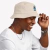 ssrcobucket hatmense5d6c5f62bbf65eesidetall portrait750x1000 bgf8f8f8.u2 14 - Daniel Ricciardo Merch